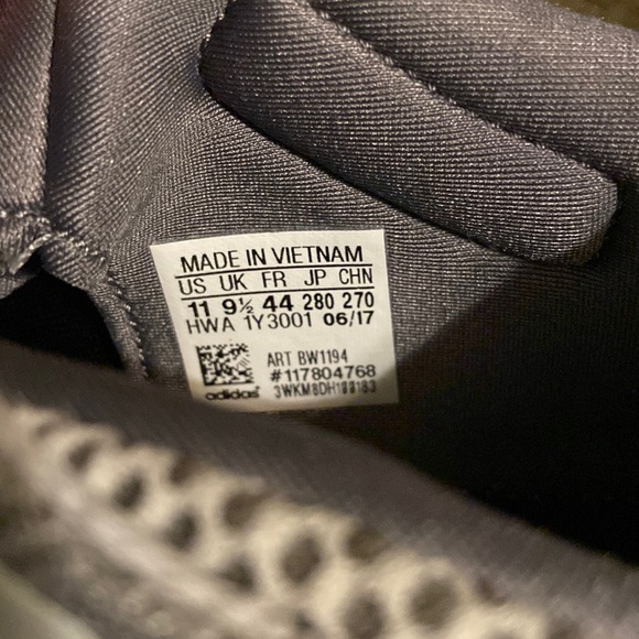 Adidas Alpha Bounce Athletic Shoes - Picture 8 of 8